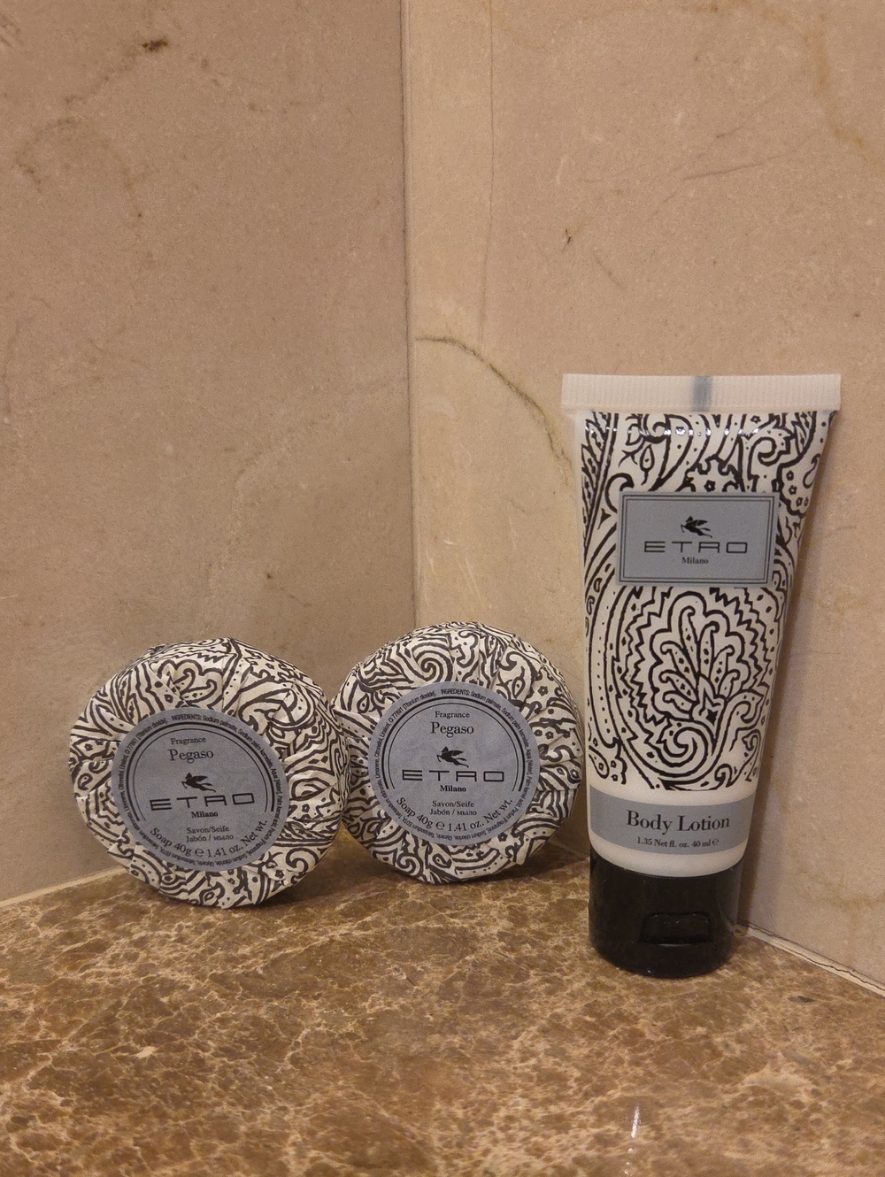 BRAND NEW ETRO MILANO SET OF 2 SOAP BARS 1.41 OZ EACH & BODY LOTION PEGASO